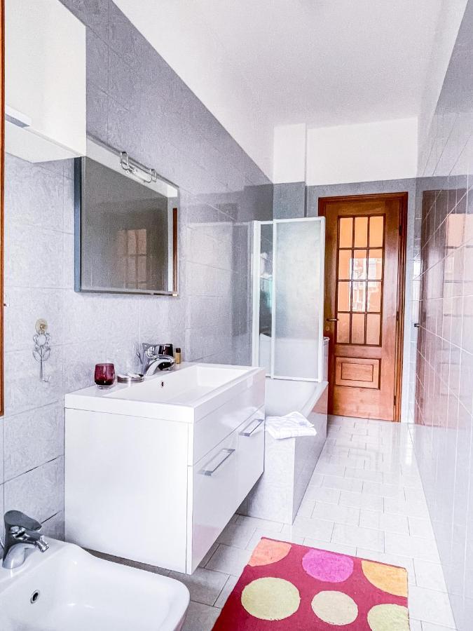 Myhouse Inn Paradiso - Affitti Brevi Italia 토리노 외부 사진